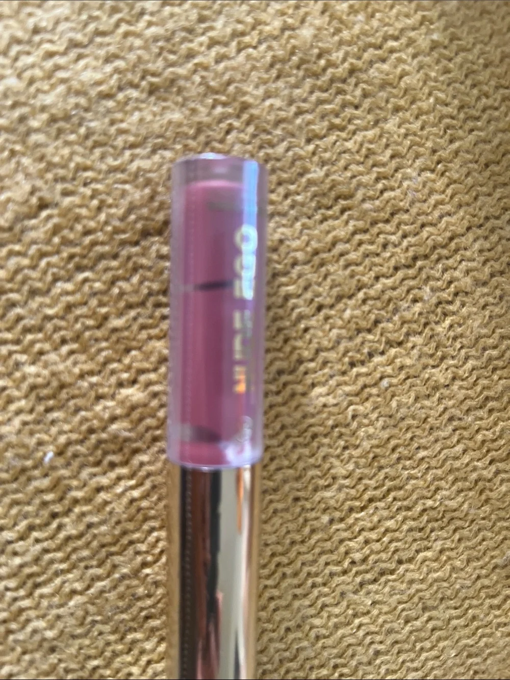 Revolution Fast Base Stick Foundation F2 - Nude Beige Stick -4-